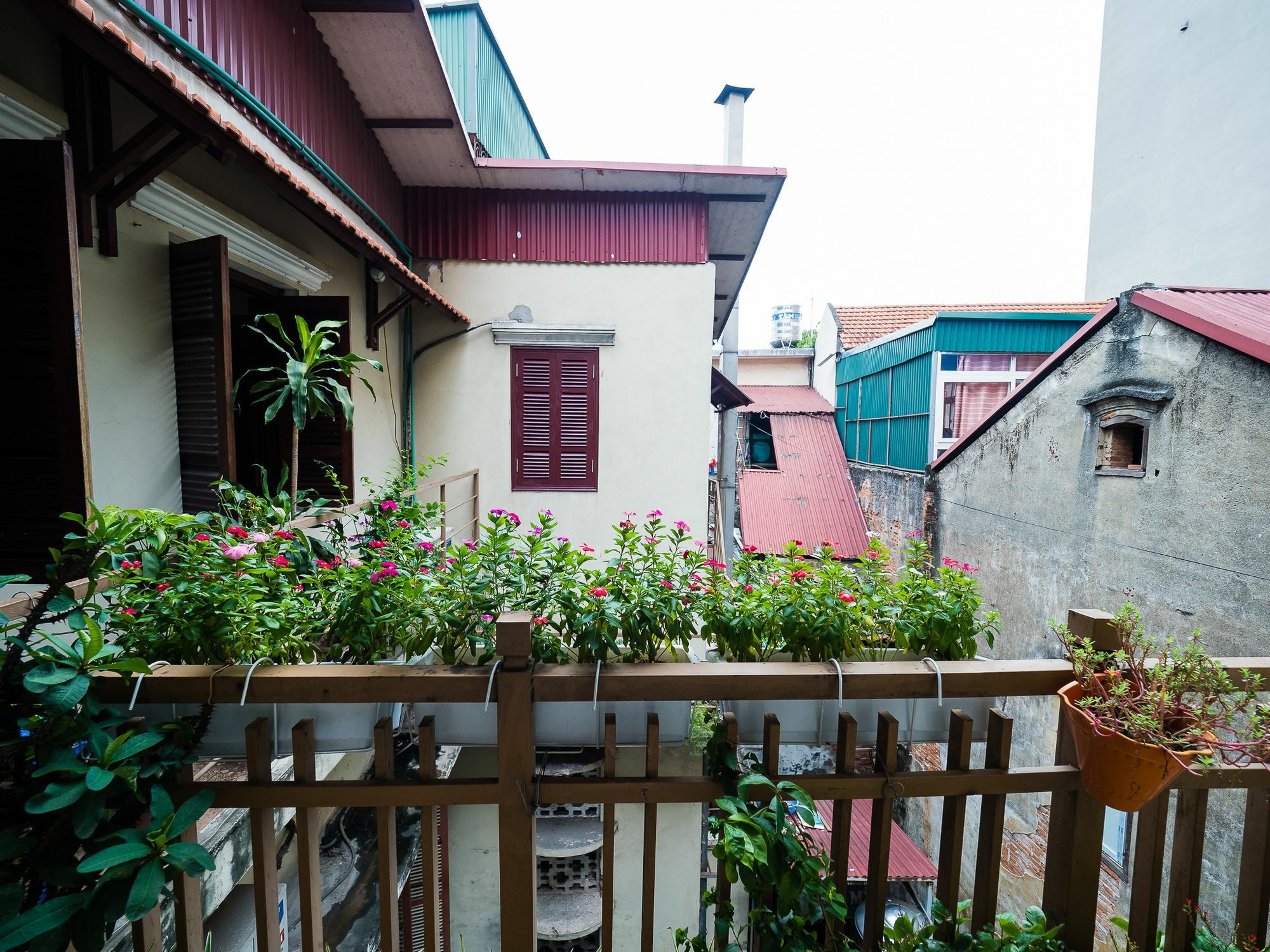 Hanoi Balcony Homestay Exteriör bild